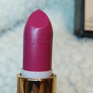 gucci lipstick 404